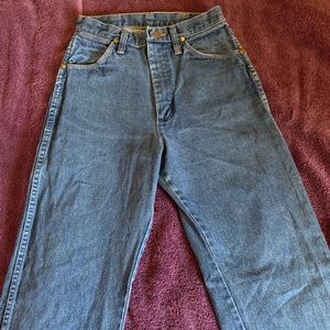 vintage high waisted wrangler jeans ❗️